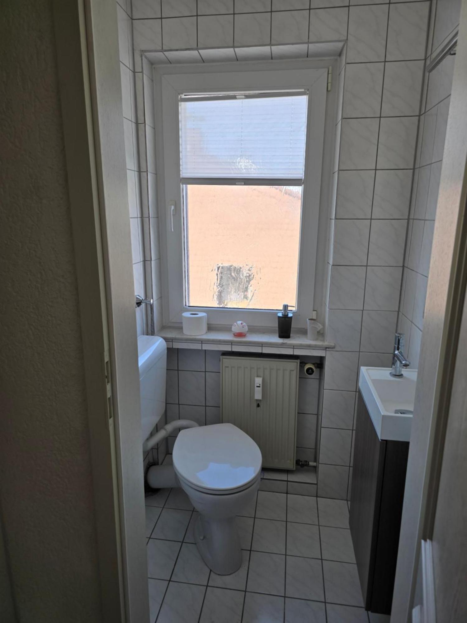 Apartment Ergste Am Ruhr 85 Sqm , 3 Minutes To A45 With Garage Schwerte Eksteriør billede